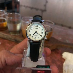 Women's Reader Quartz Analog Leather Strap  with Date Feature Quartz Watch